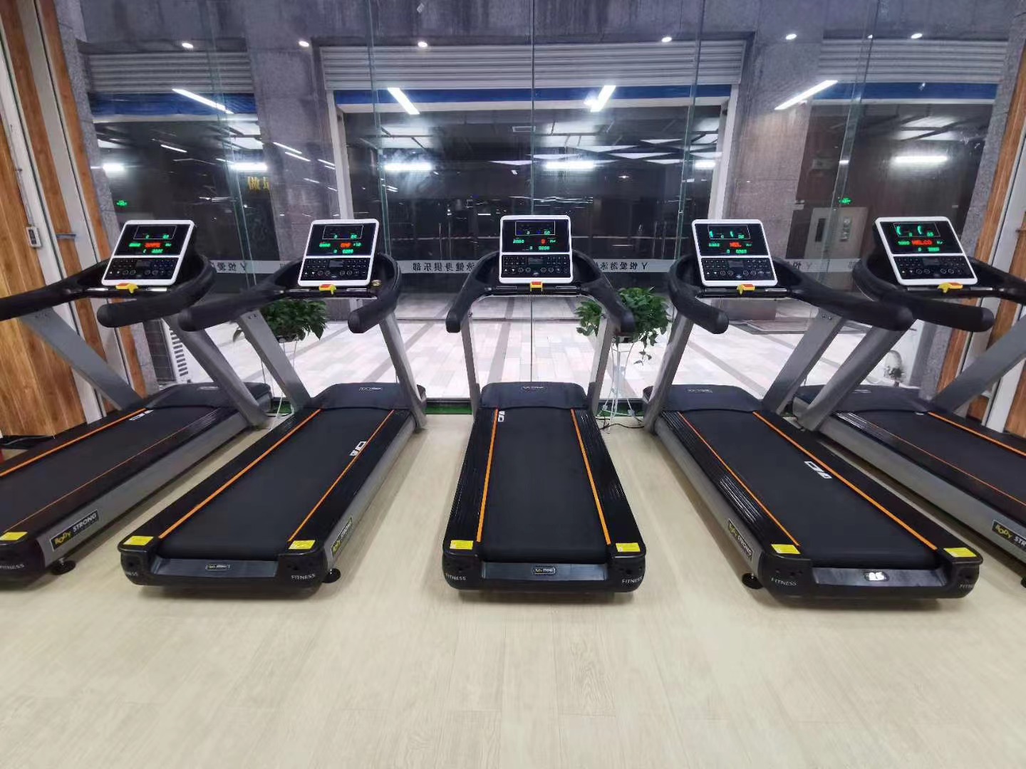 健身房器械日（rì）常（cháng）保養與維護：跑步機篇